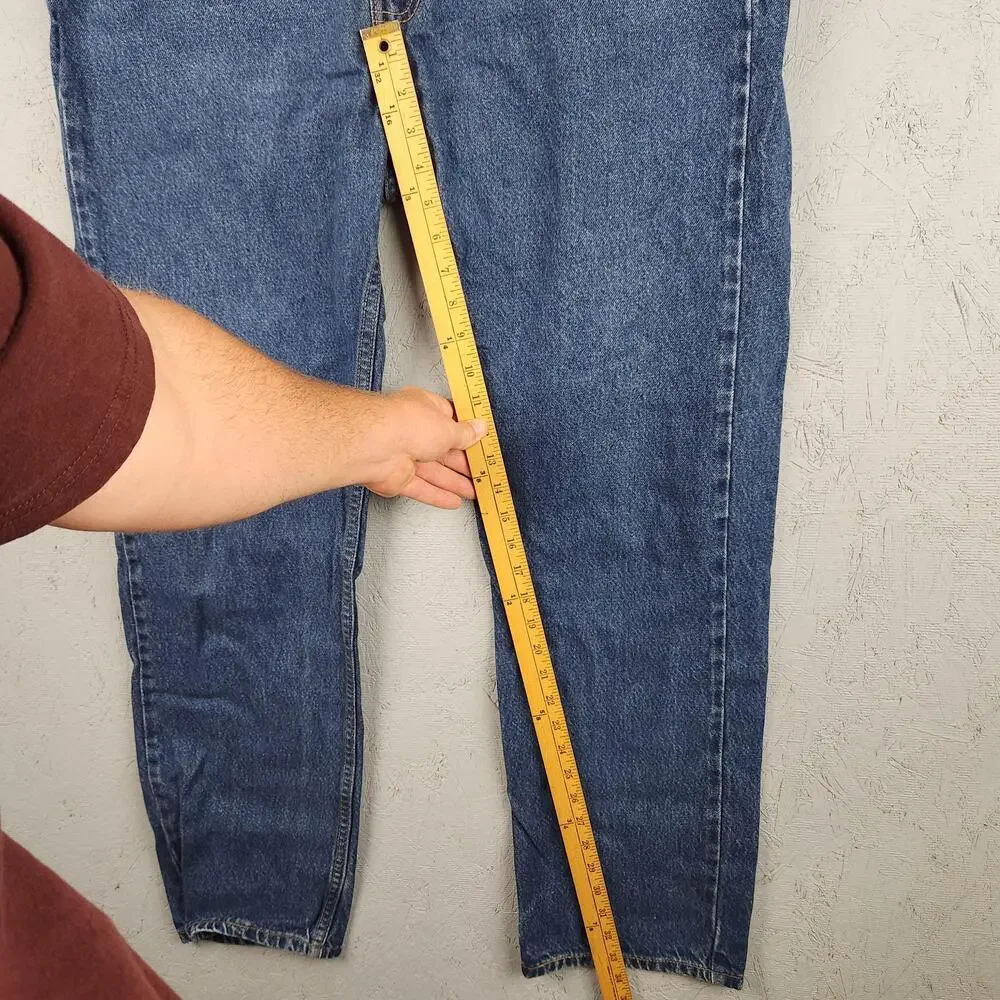 Levis measurements photos